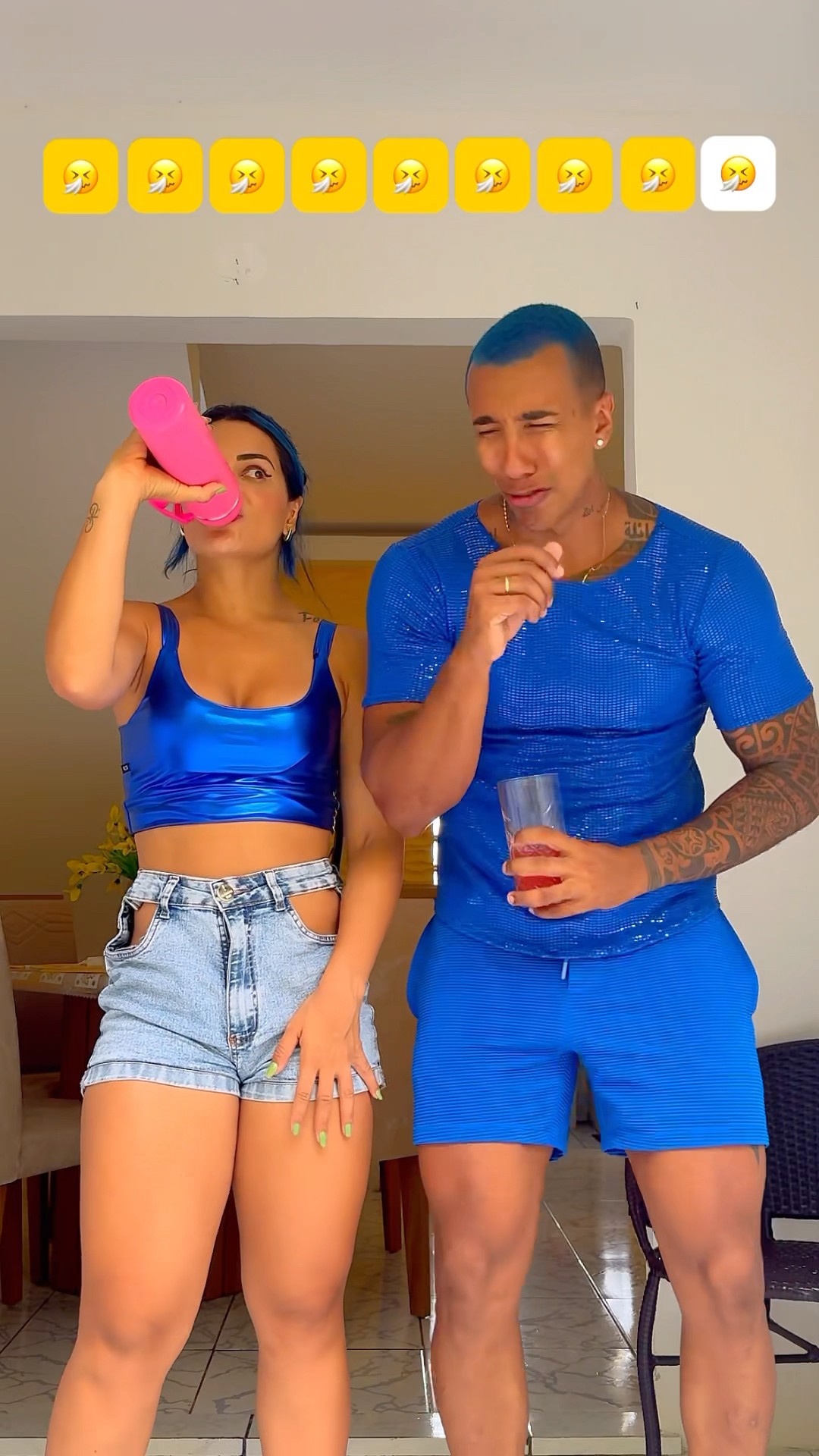 O que tinha no copo de @ApolloSant ? ???? #tutorial #entretenimento